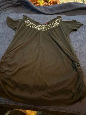 Glo top size medium